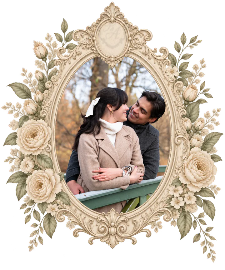 Paulina y Alejandro recargados en un barandal